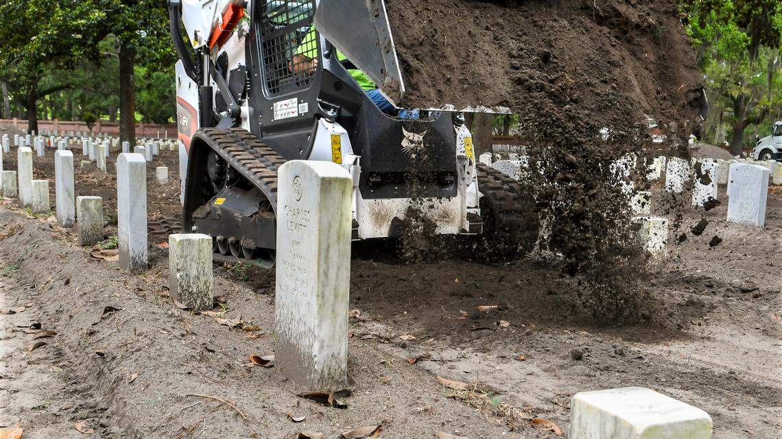Beaufort’s Memorial Day parade returns but with changes at Beaufort National Cemetery