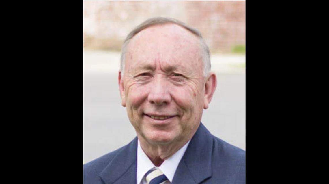 John E. Parker, a former law partner of Alex Murdaugh, sued Murdaugh on Oct. 29, 2021 in Hampton County. The suit alleged he loaned $477,000 to Alex Murdaugh between March and July, but hadn’t received any money back.