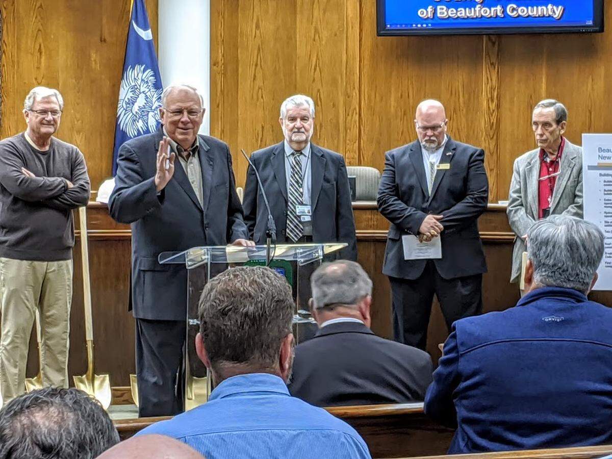 Beaufort County Council Chairman Stu Rodman speaks at the unveiling of the new Arthur Horne government building. 