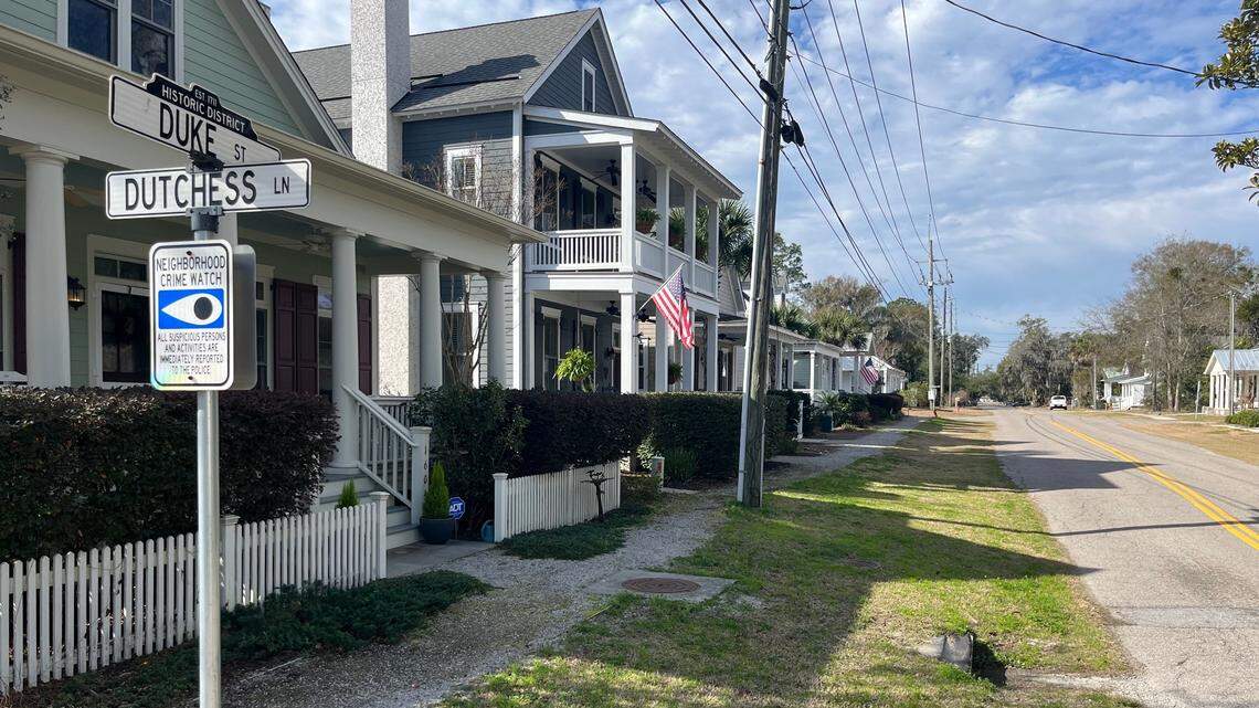 Temporary sidewalks have been installed along Duke Street. Residents hope to receive permanent sidewalks and as well as streetlights and additional streetscape work.