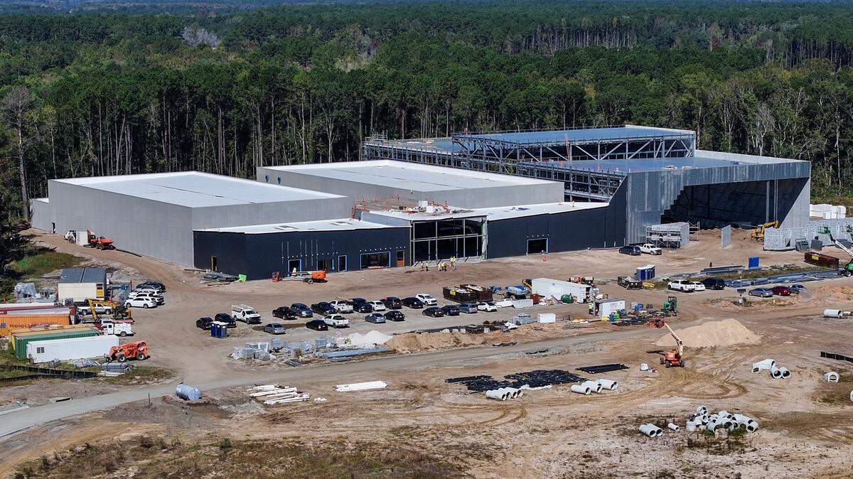 Construction continues at the new Ghost Pirates Ice Cove and the City of Port Wentworth’s Amphitheater as photographed on October. 22, 2025, in Port Wentworth. Located off Monteith Road east of I-95 in the city’s new 150-acre multi-use Anchor Park, the 148,500-square-foot facility will feature the hockey team’s practice facility, a restaurant and a 5,000 seat amphitheater.