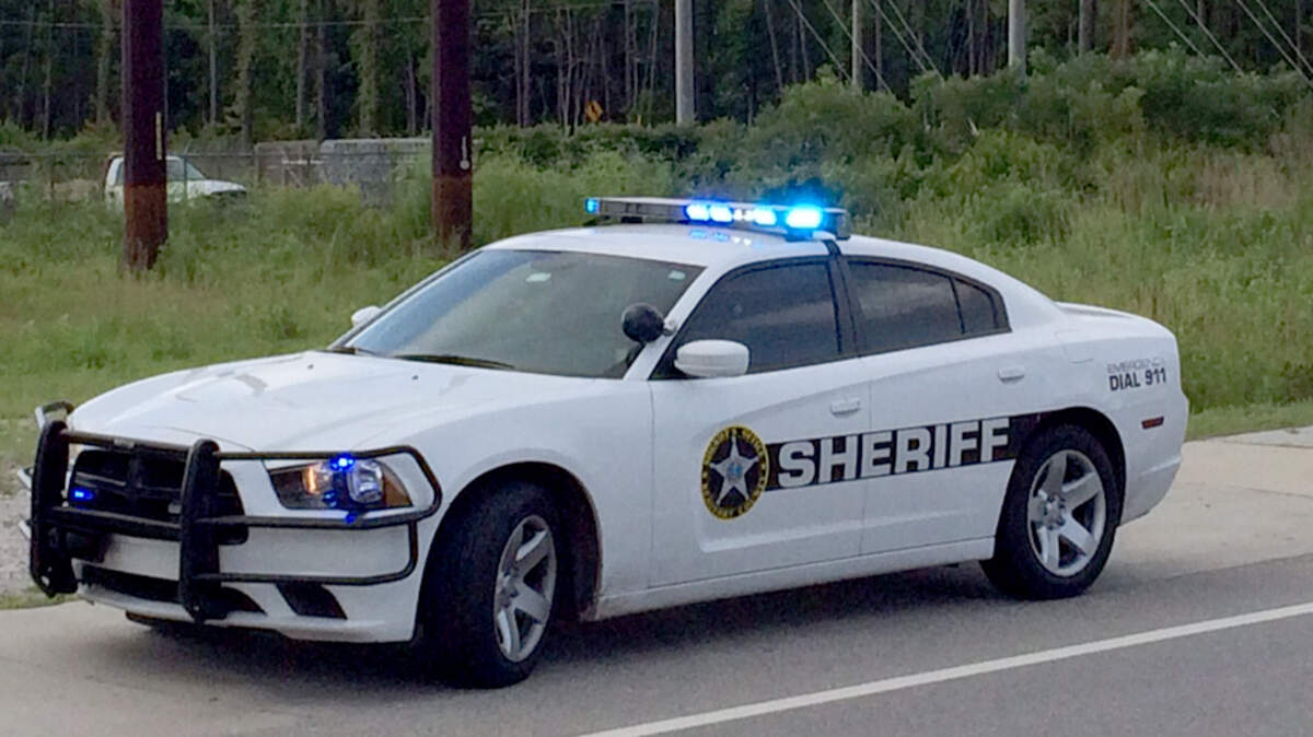 The Beaufort County Sheriff’s Office is seeking two runaway teens from Seabrook, officials announced Saturday.