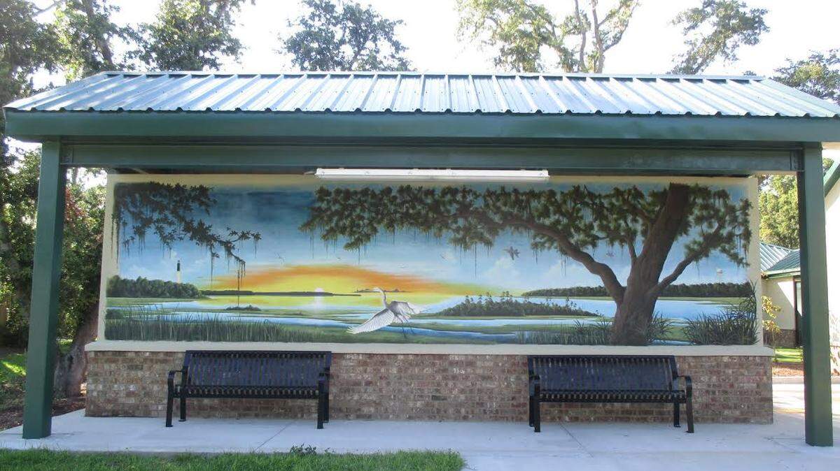 Tidal Wave Auto Spa is open at its new Lady’s Island location. The express car wash features a mural painted by a local artist.