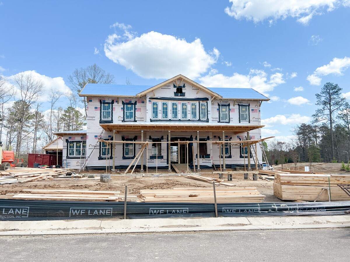 The “Old Oyster Retreat” home design under construction in “The Blufftons” community Richmond, Virginia.