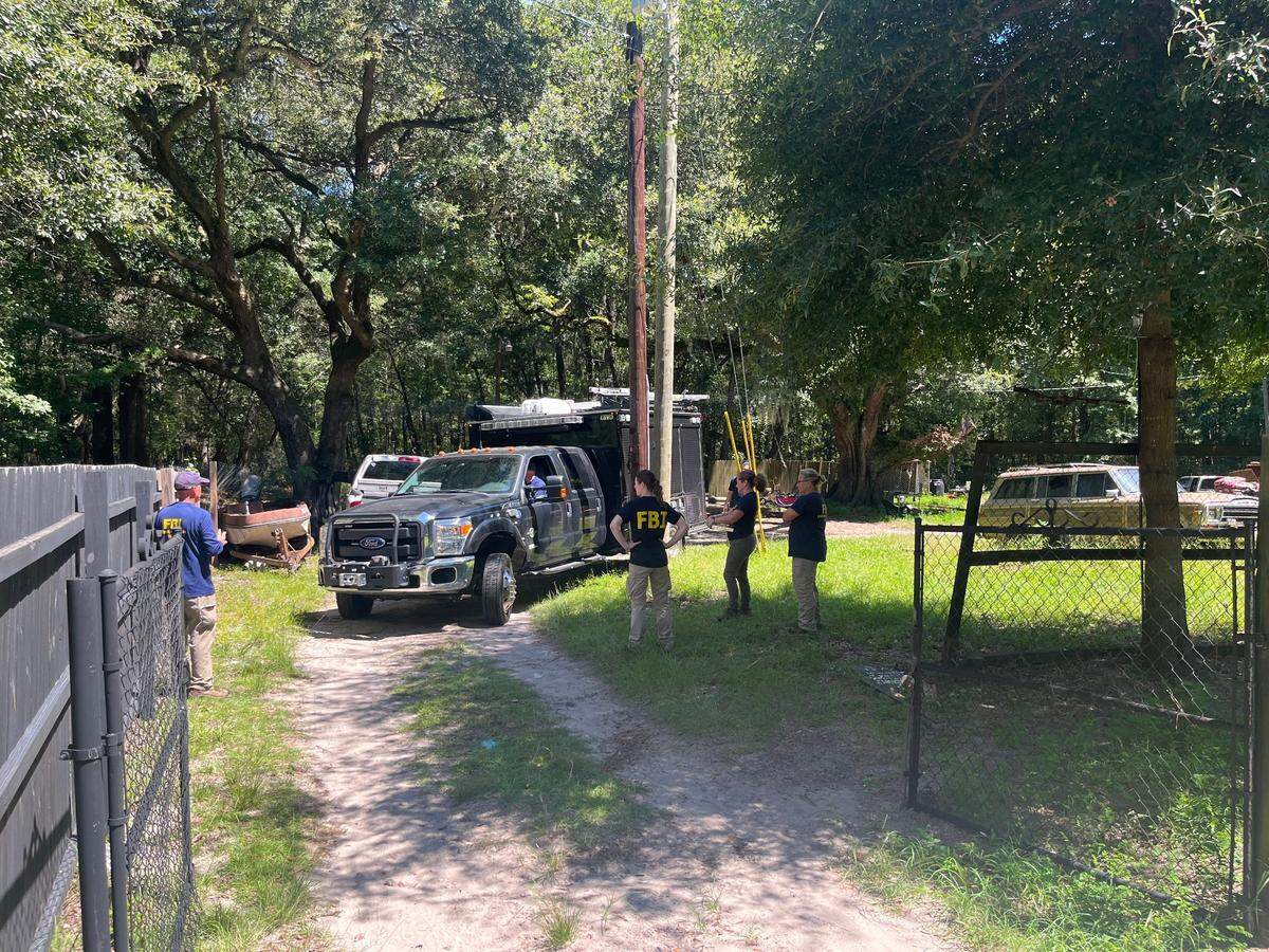 FBI agents visited this Burton on Sept. 1, 2023 as part of an investigation into the whereabouts of Sophia Van Dam and her son Matteo.