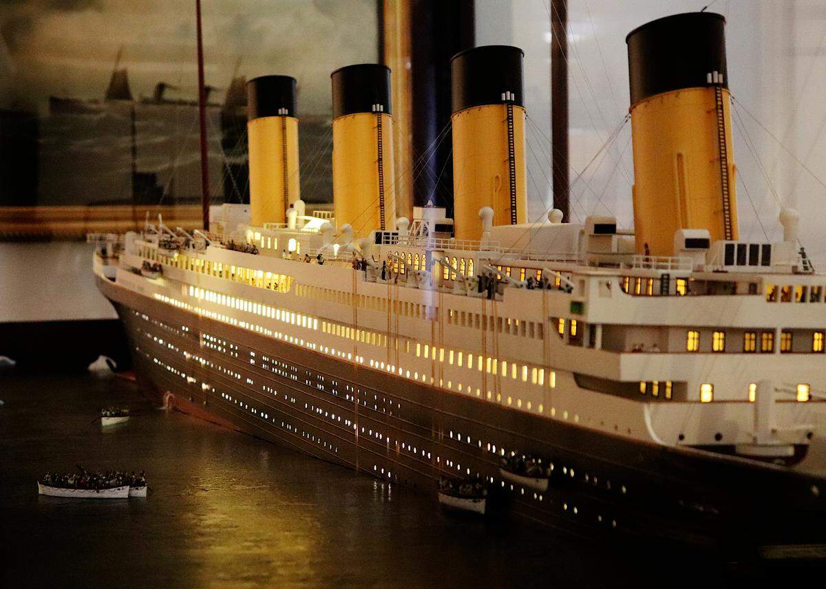 A scale model of the RMS Titanic is one of the showpieces of the Ships of the Sea Maritime Museum in Savannah, where the tragedy of “a night to remember” is captured in stunning detail.