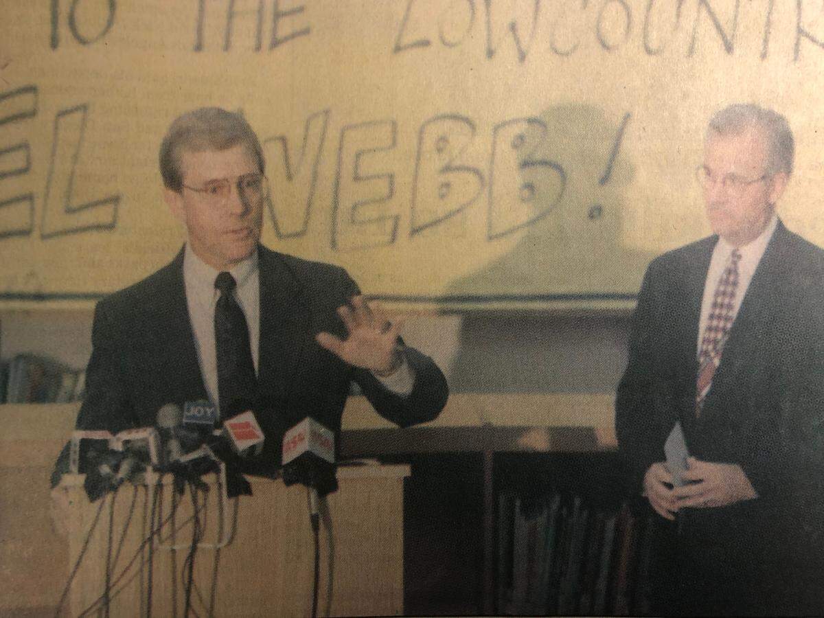 S.C. Gov. Carroll Campbell answers reporters’ questions at Michael C. Riley Elementary after Del Webb officials announced a retirement community west of Bluffton in this 1994 photo. With Campbell is Jack Gleason, Del Webb’s vice president for project planning and development.