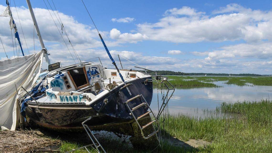 Hilton Head passes ordinance to remove unsightly and unsafe abandoned boats