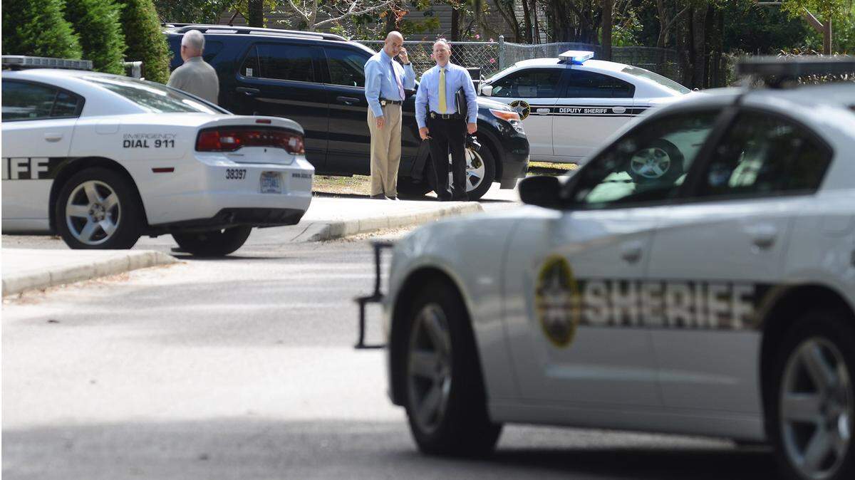 Beaufort County Sheriff's deputies gather to investigate the scene of a fatal shooting in the Muddy Creek Road area of Hilton Head Island. Hilton Head resident Charles Miller, 30, was shot and killed in the area of Snider Walk. He was pronounced dead at Hilton Head Hospital. No suspect has been named at this time. The Sheriff's Office said to expect increased law enforcement in the area for the next several hours.