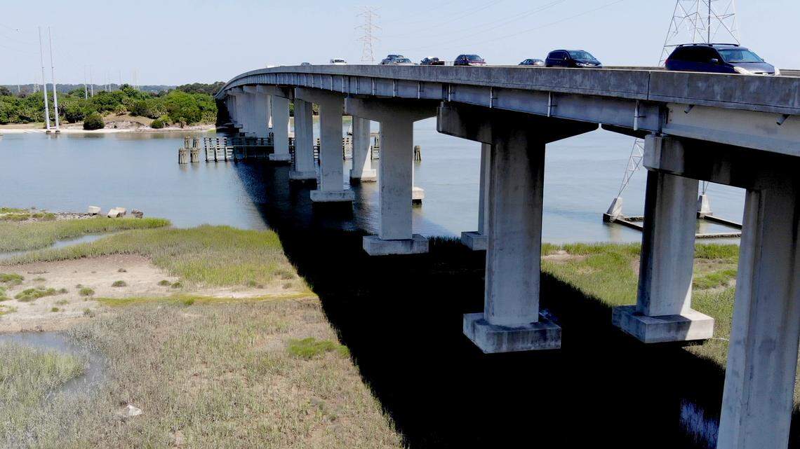 Coronavirus fight: Don’t be surprised if Hilton Head residents decide to saw off the bridges | Opinion