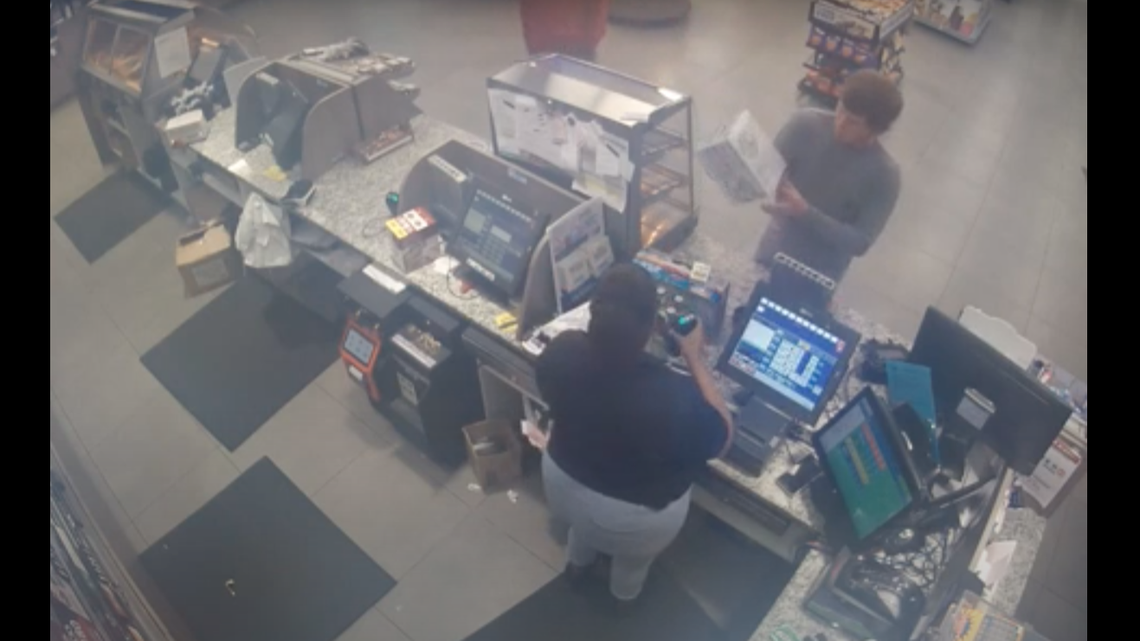 What happened the night of the boat crash that killed Mallory Beach? A timeline