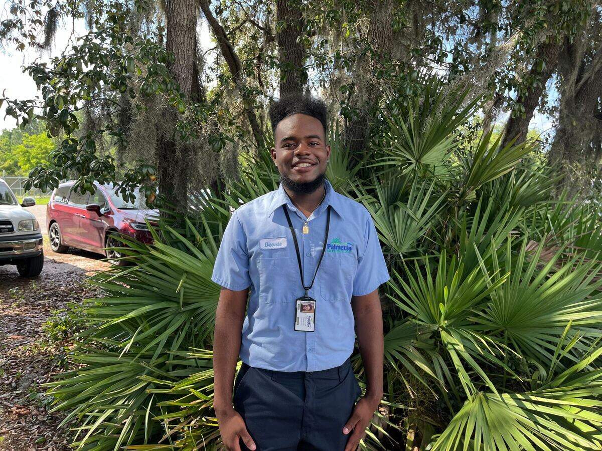 Deonte Ellis, Palmetto Breeze Transits’ youngest driver, is connecting communities across the Lowcountry.