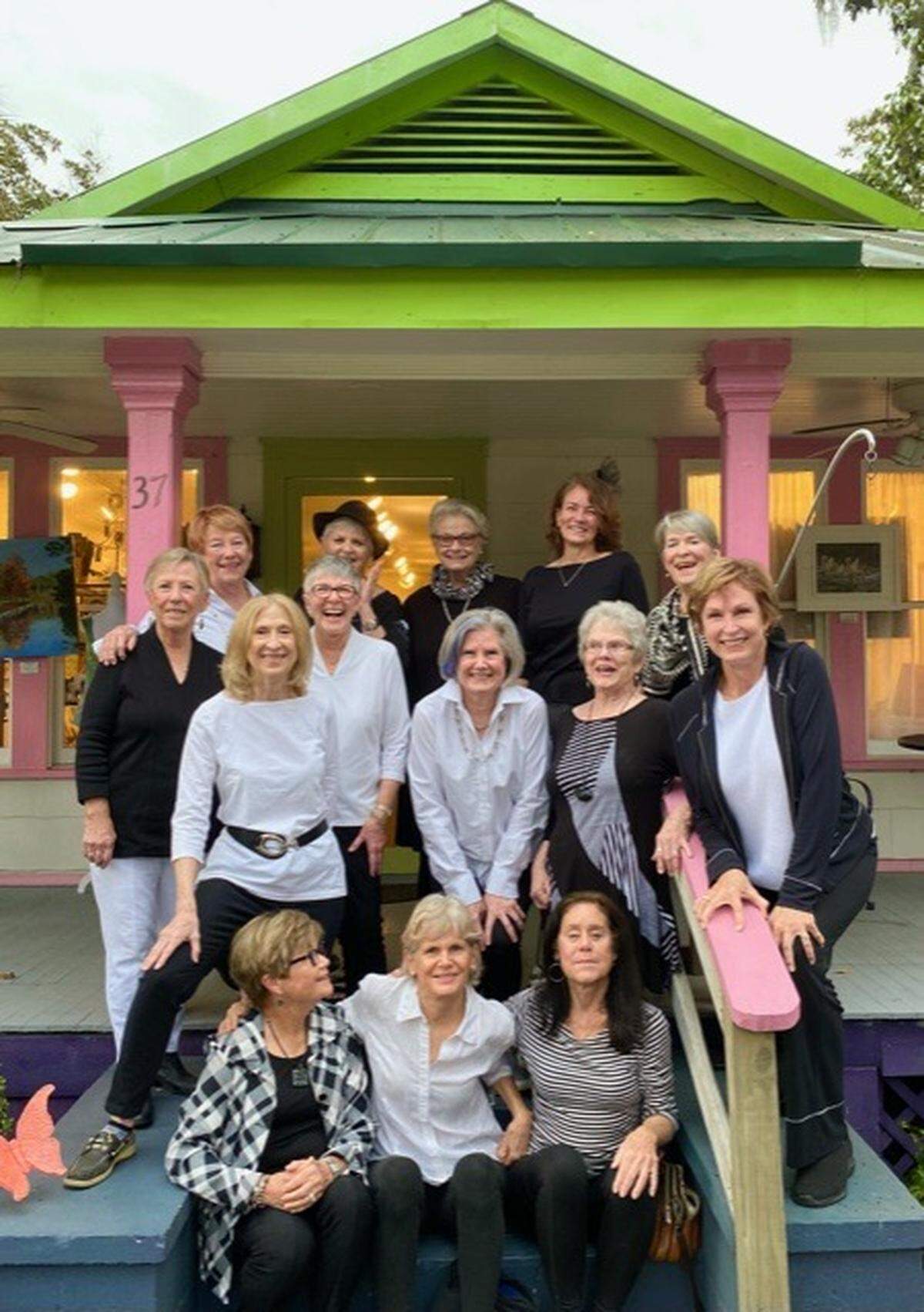 Maye River Gallery’s members, all women, include painters, sculptors, photographers, jewelry and textile artists, basket makers and potters.