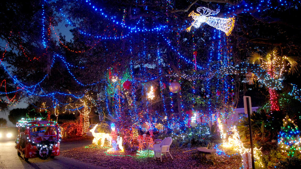 Memories of a quintessential Hilton Head Christmas event: Dove Street lights