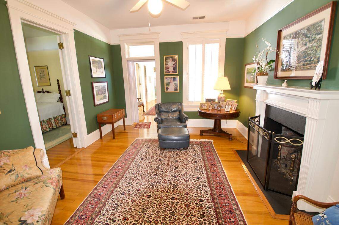 A room inside Tomotley Plantation’s main house.