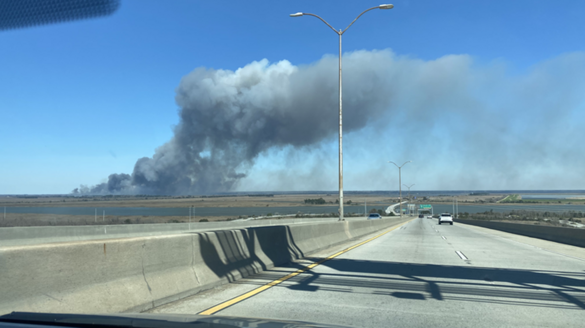 Heavy smoke filled the sky near the South Carolina–Georgia border Monday afternoon. This photo was captured from the Talmadge Bridge, which spans the Savannah River between Savannah and Hutchinson Island.