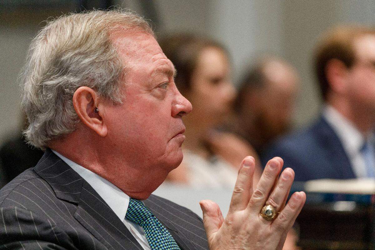 Defense attorney Dick Harpootlian listen to witnesses during Alex Murdaugh’s murder trial at the Colleton County Courthouse in Walterboro, Friday, Jan. 27, 2023. Grace Beahm Alford/The Post and Courier/Pool