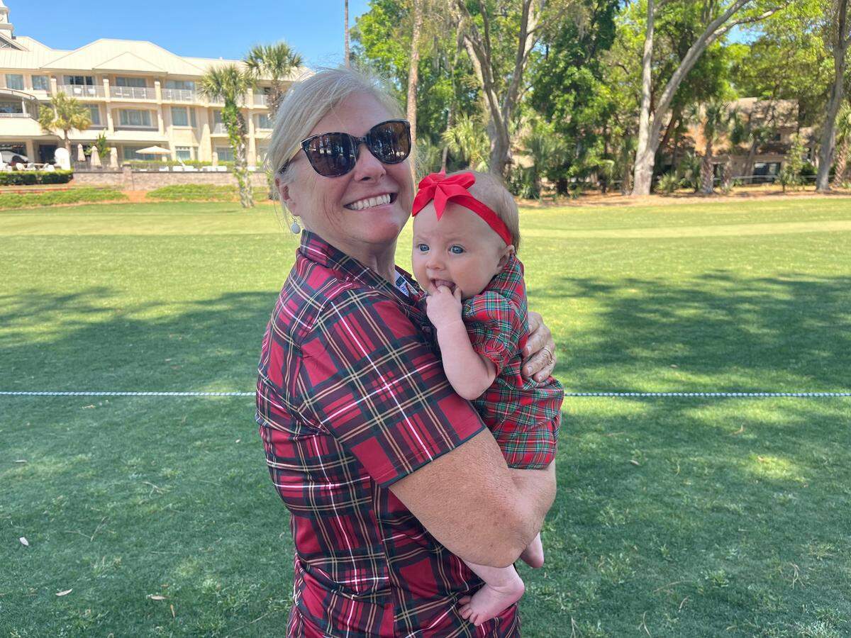 Grandma O’Keefe and her granddaughter Lousia pose at the 1st hole in their tartan plaid. Saturday, April 19, 2025