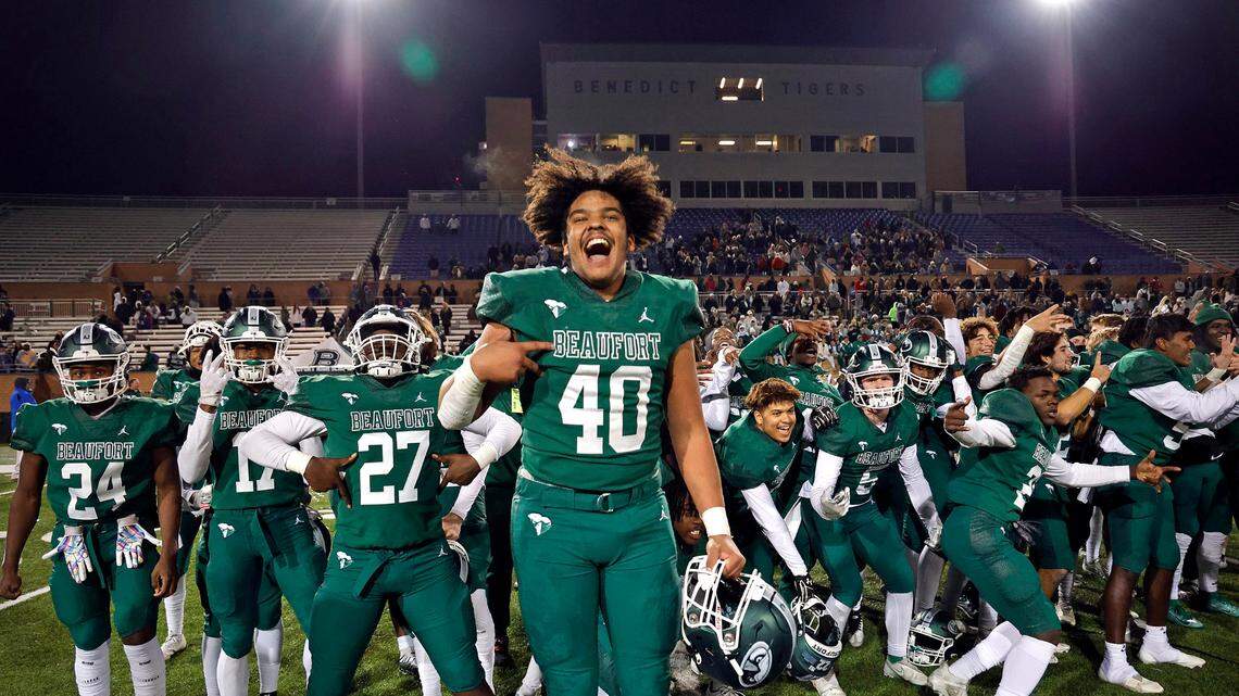Eagles’ shining moment: Beaufort High School wins its first football state championship