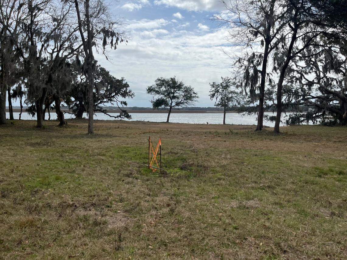 A high-end housing development is in the works for Cane Island in Beaufort.