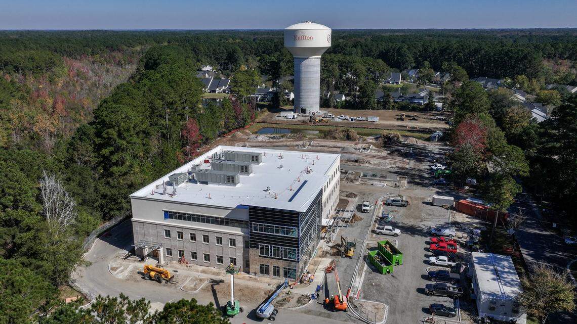 Construction continues on Medical University of South Carolina Health’s Bluffton Medical Pavilion on Nov. 6, 2025, located near Buckwalter and Bluffton parkways as Beaufort-Jasper Water & Sewer Authority’s new water tower can be seen in the background in greater Bluffton.