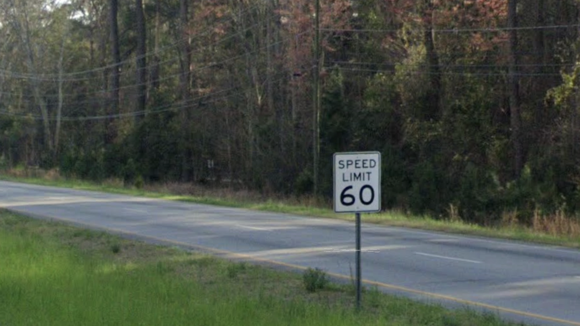 Teen clocked driving over 100 mph on Beaufort Co. highway, detained after police chase