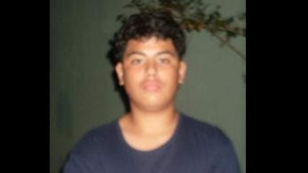 Anthony Axen Paz