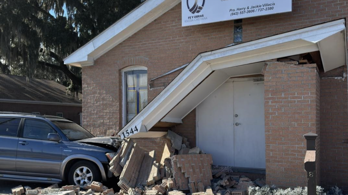Driver suffers medical emergency, crashes SUV into a Beaufort church
