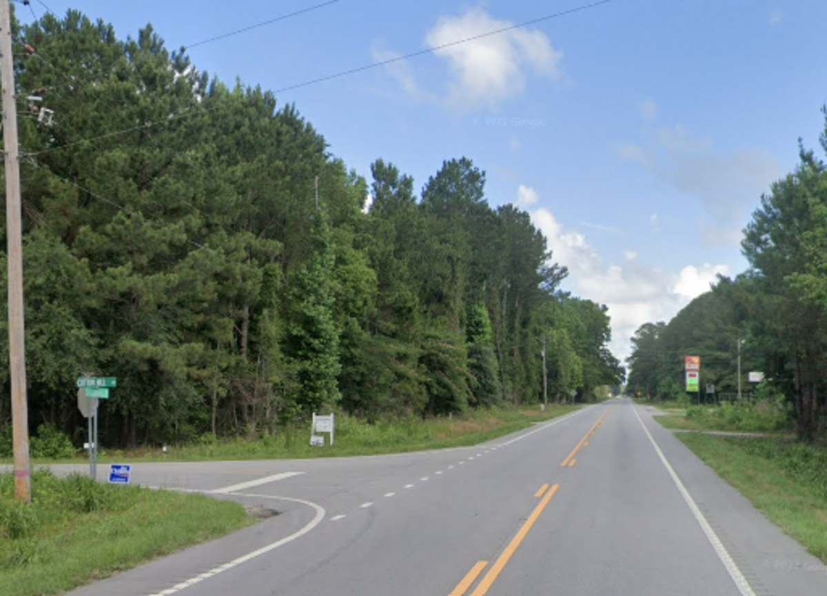 A 34-year-old man from Tarboro, S.C. was killed in a single-car accident Saturday night on U.S. 321 (Cotton Hill Road). The highway has a speed limit of 55 mph and runs through portions of Jasper and Hampton counties.
