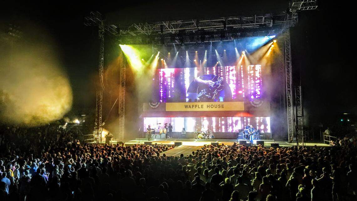 The Hootie and the Blowfish 16th annual Homegrown Concert with special guests The Blue Dogs will take place this August.