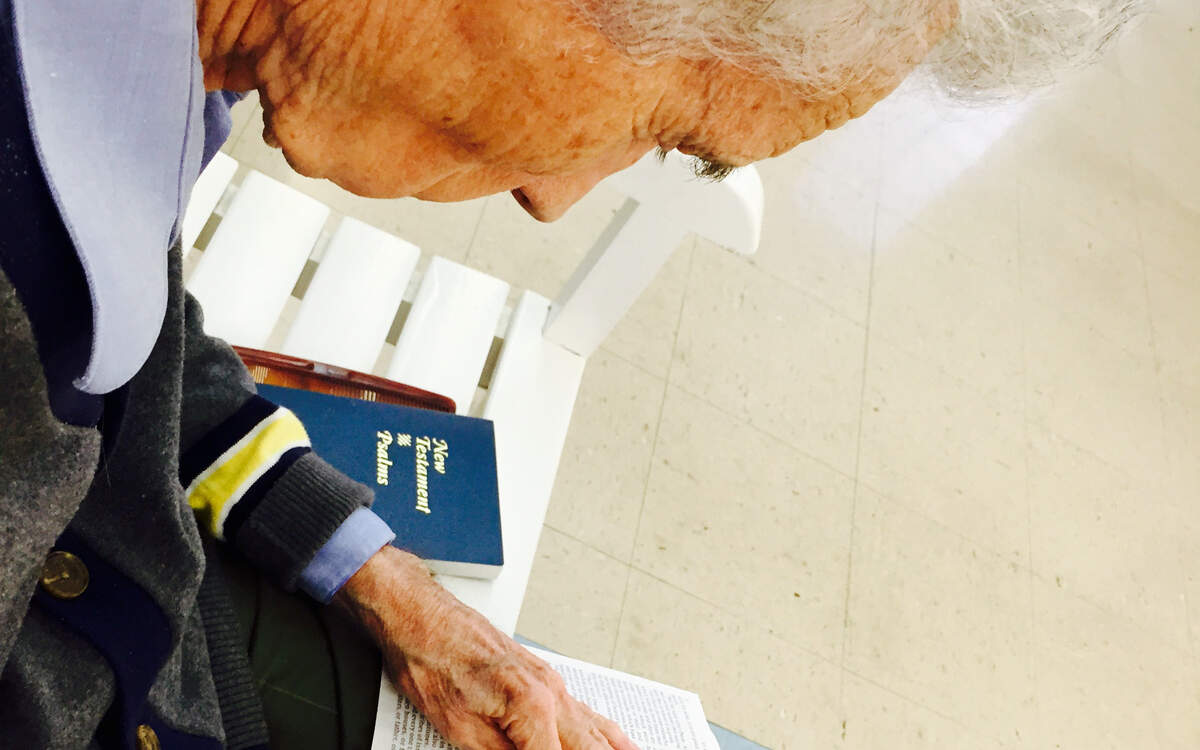 The Rev. George S. Lauderdale holds a Bible in a Georgia nursing home on  Dec. 5, 2015.