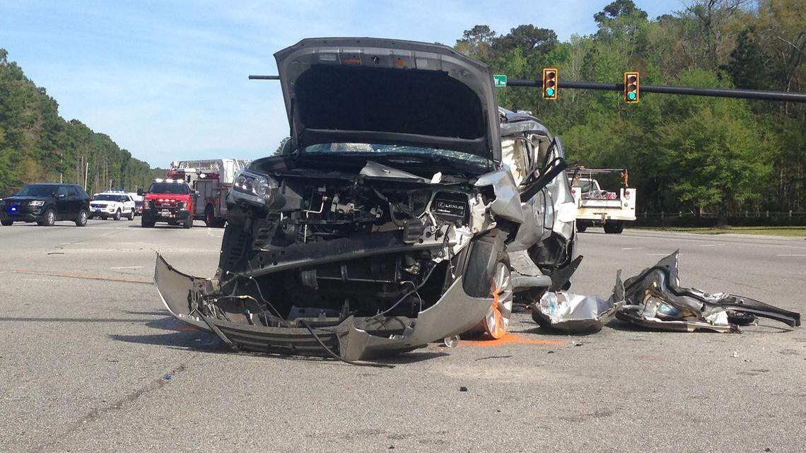 Bluffton, SC crash closes lanes of traffic on US 278 | Hilton Head