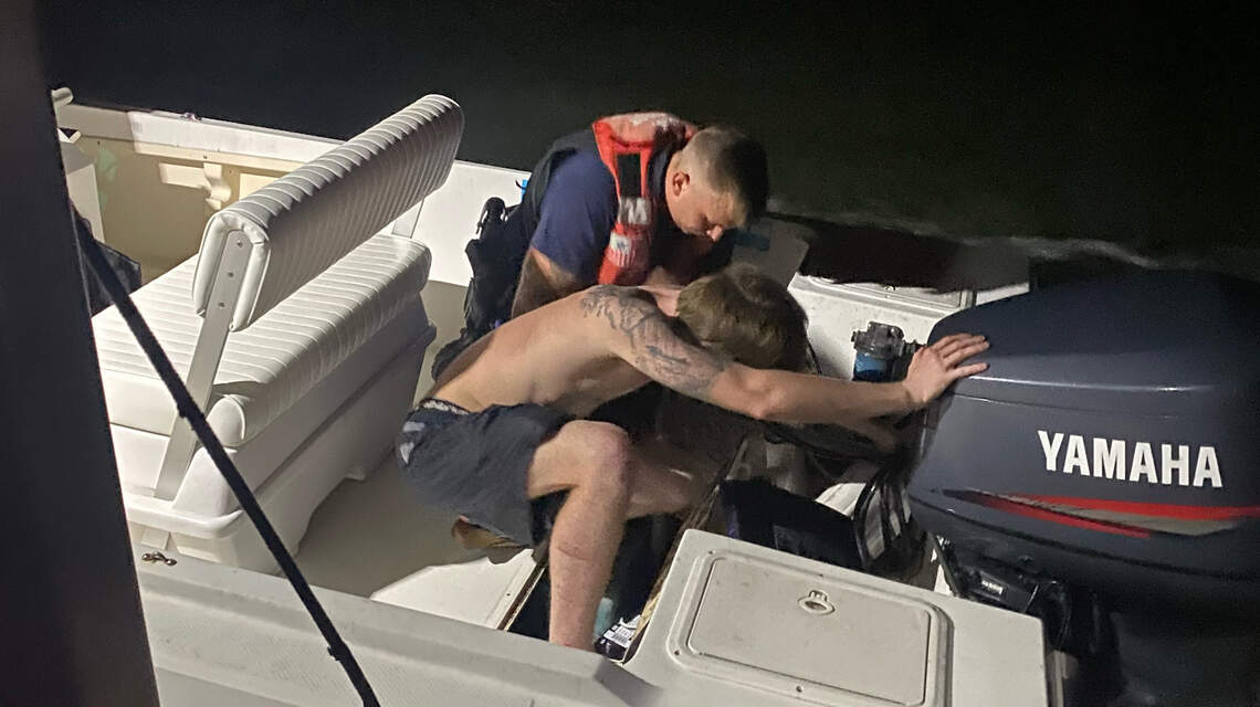 Seven rescued by Coast Guard on Savannah River after boat crashes into jetty