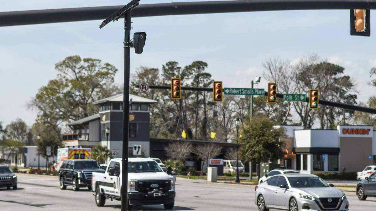 A Flock camera can be seen mounted at the intersection of Robert Smalls Parkway and Boundary Street as photographed on March 14, 2025, in Beaufort. The automatic license plate readers cameras, mounted throughout the city of Beaufort and Beaufort County, record license plate numbers, a vehicle’s make and model and the dates and times a vehicle has traveled past the device.