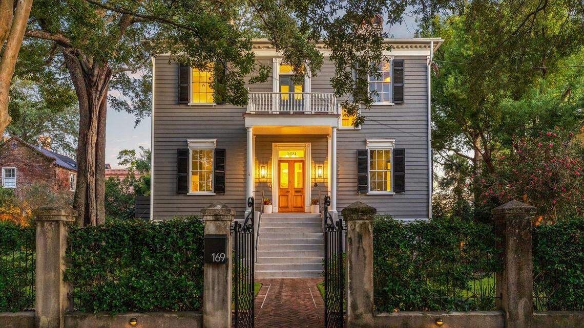 200-year-old Greek Revival home in downtown Charleston lists for $7.4M. Look inside