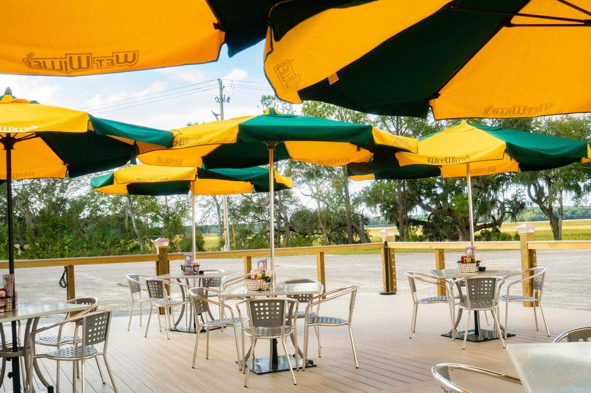 Customers can sit on Wet Willie’s 1,600-square-foot deck at the Beaufort location.