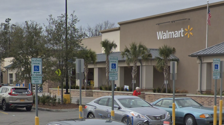 Woman used iPhone feature to survive random attack in Bluffton parking lot, cops say