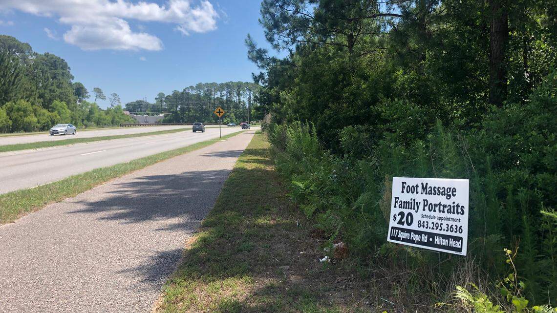 A Hilton Head ‘foot massage and family portrait’ business has us saying: What?