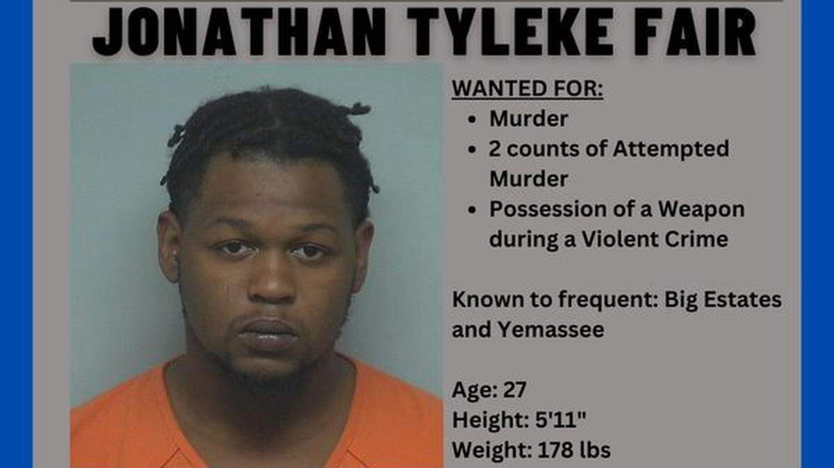Beaufort police are searching for 27-year-old Jonathan Tyleke Fair in certain parts of northern Beaufort County.