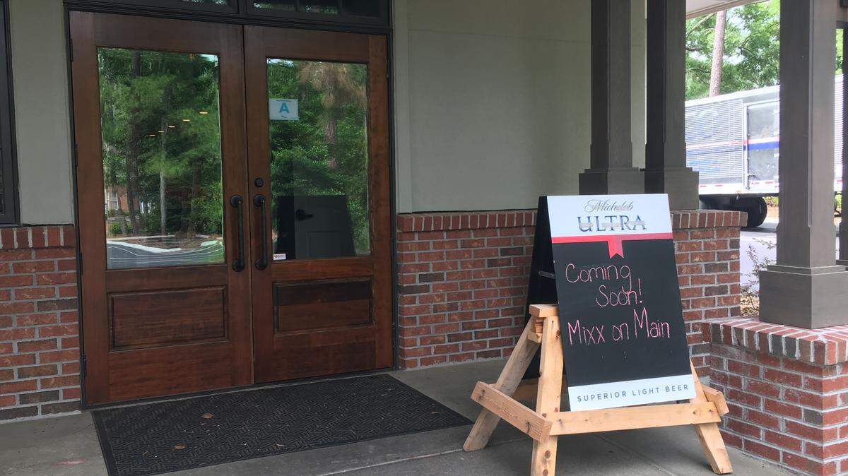A new Hilton Head Island restaurant, Mixx on Main, will soon open in the building that previously housed Tio's Latin American Kitchen.
