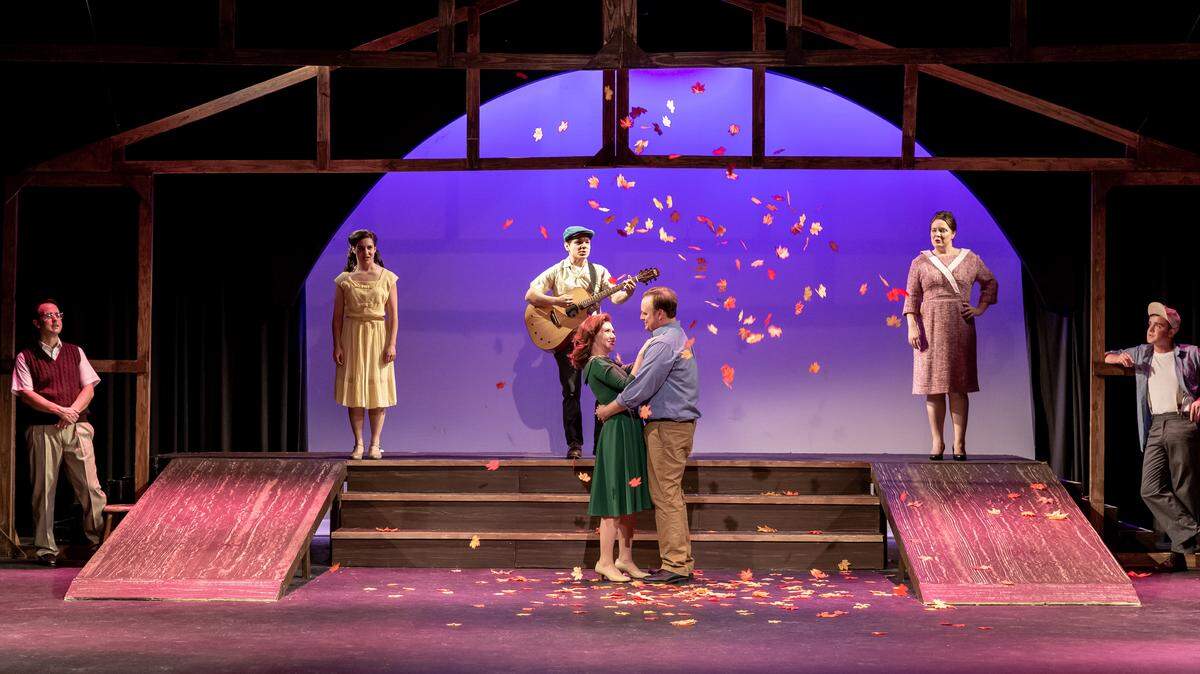 Cast members take the stage in Lean Ensemble’s production of “Who Am I This Time (& Other Conundrums of Love),” which runs through Oct. 28 on Hilton Head Island.