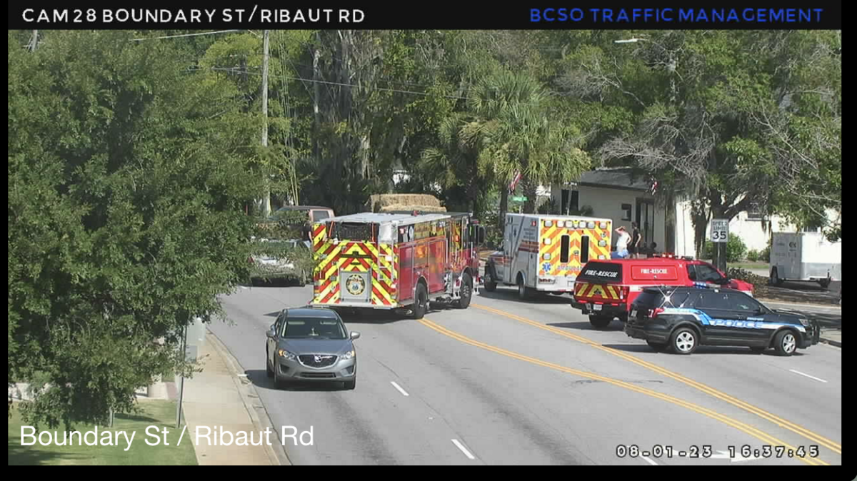 All lanes of Boundary Street in downtown Beaufort have been temporarily closed after a crash just before 4:30 p.m. Tuesday, according to the Beaufort Police Department.