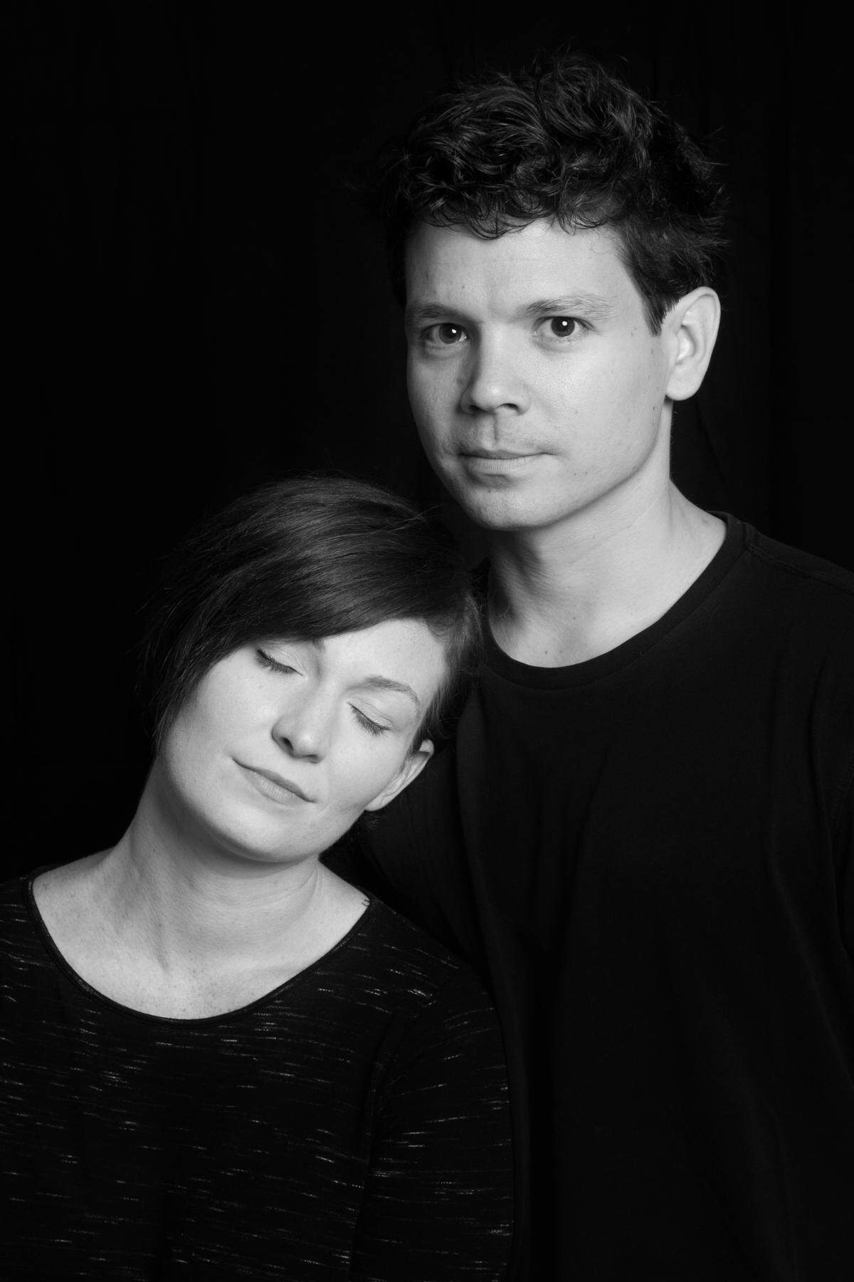 Nora Leahy and Matt Mundy star as siblings, Amanda and Tom Wingfield in lean ensemble theater's production of Tennessee Williams's "The Glass Menagerie". 