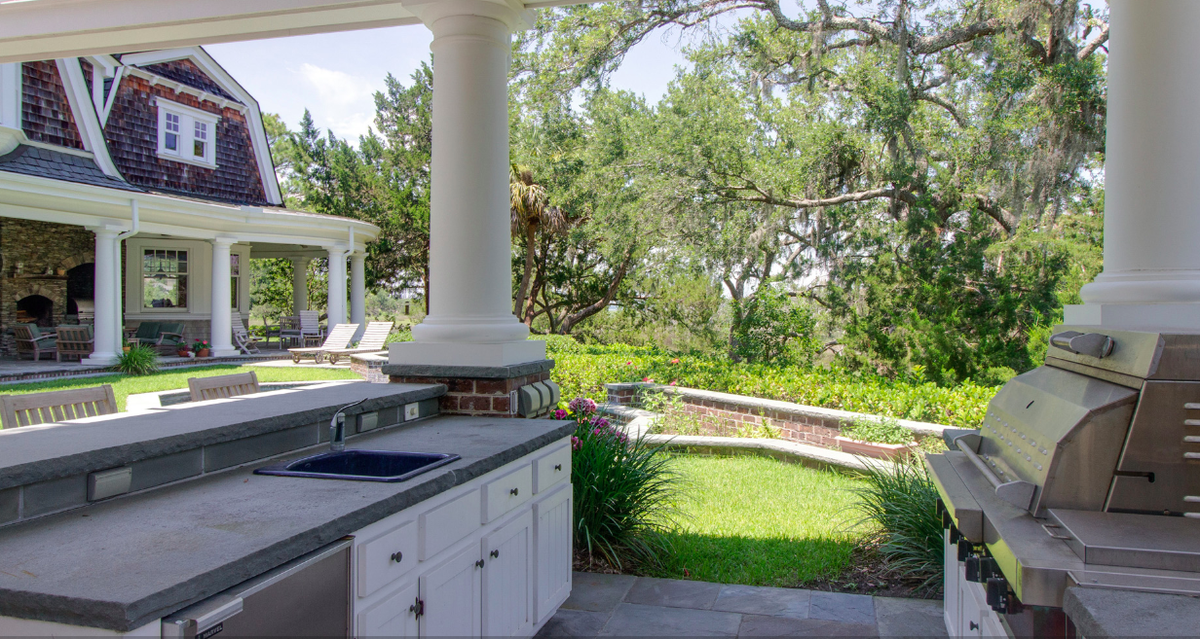 The patio and outdoor kitchen on Gull Island.