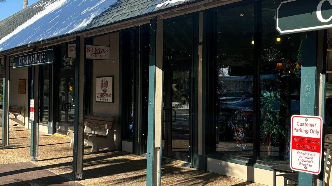 Live updates: Sunny skies begin to melt Hilton Head snow