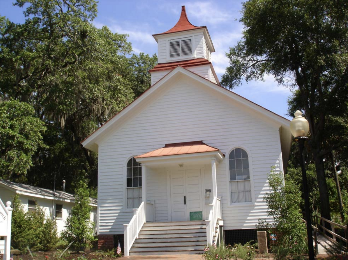 St. Mark’s Church is on the 2022 Historic Port Royal Foundation Christmas tour.