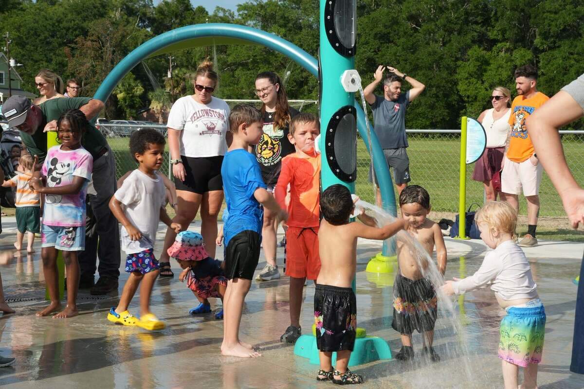 Kids stay cool and have fun at a new splashpad in Port Royal.