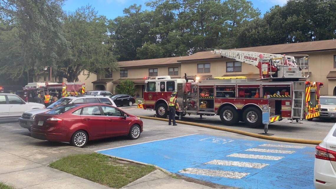 Residents report Friday morning fire at Sandalwood Terrace apartments on Hilton Head
