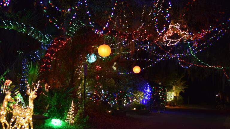 Why Hilton Head’s Dove Street is sparkling with Christmas lights after a 10-year break