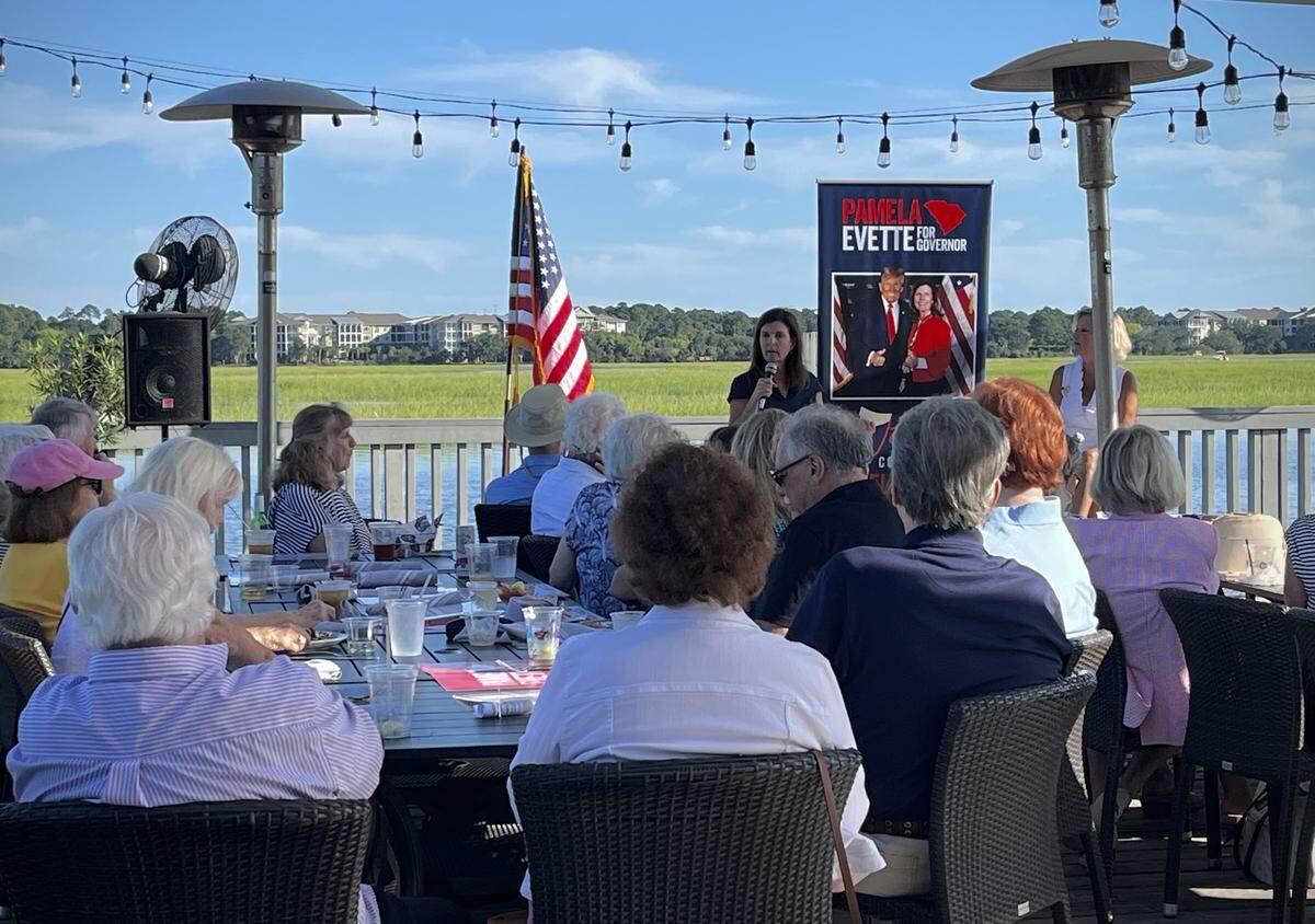 Pamela Evette spoke to a crowd gathered at Old Oyster Factory for a town hall to ask questions about her campaign for governor.